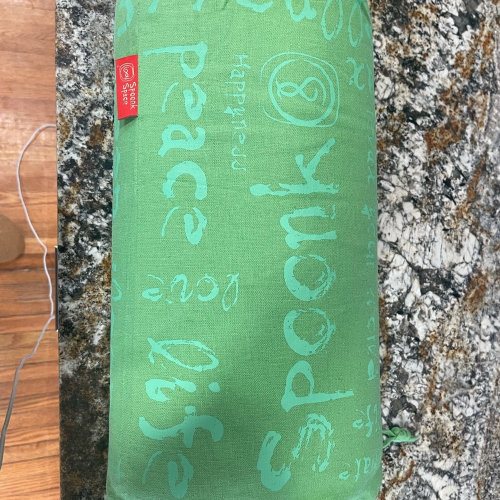 Green Spoonk acupressure mat